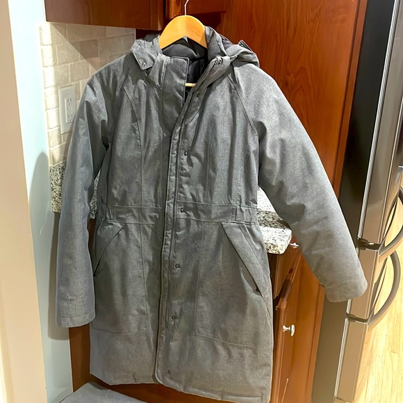 North face down jacket - Picture 2 of 3